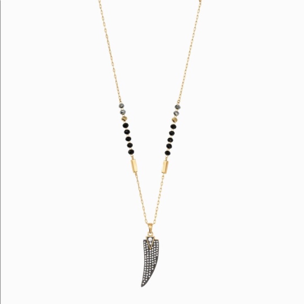 Stella & Dot Janson Horn Pendant